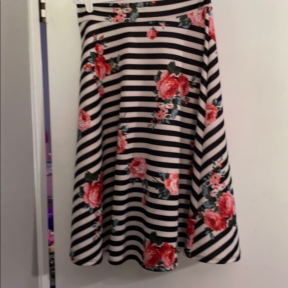 Women’s flare skirt